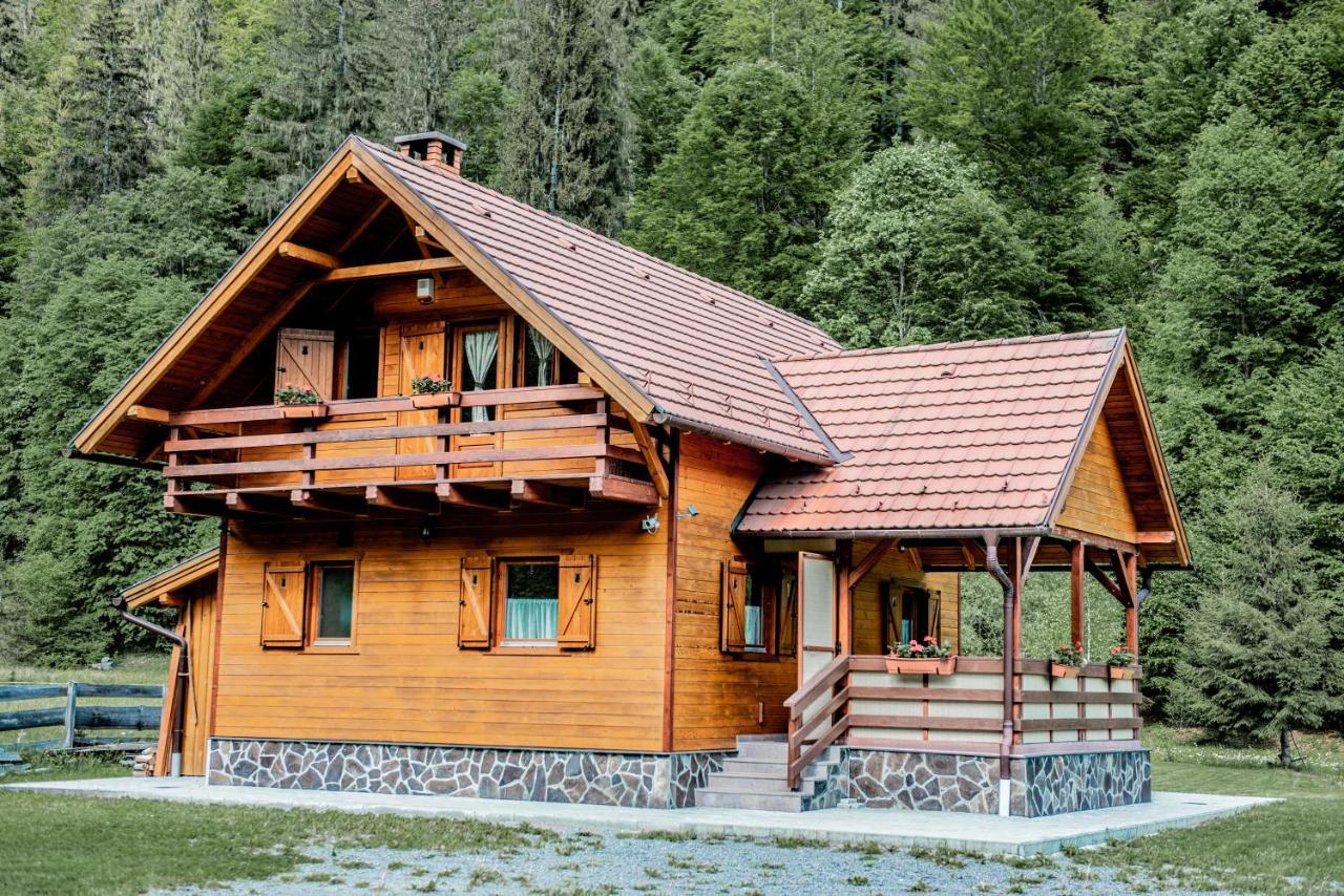 Central Chalet Varsag Extérieur photo
